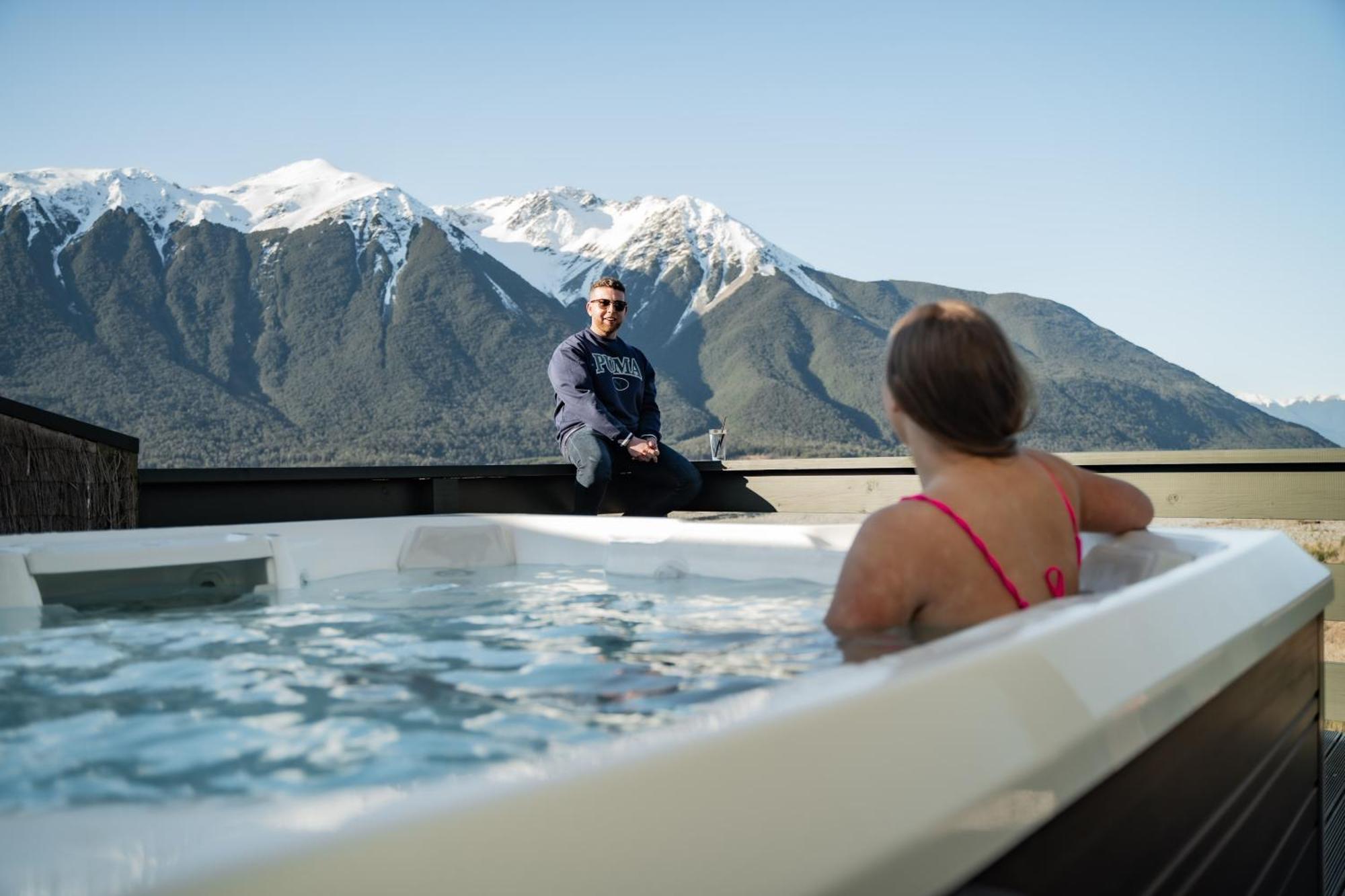The Bealey Hotel Arthur's Pass Eksteriør bilde